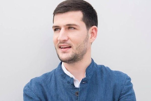 Cili ishte lojtari me INTELIGJENCE ZERO i “BBV4”? Arbër Hajdari e thotë troç EMRIN, dhe jo nuk eshte Jozi