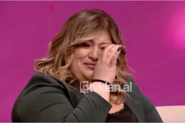 “Kisha frikë se më donte për letra por ai..”, Simona flet për lidhjen me shqiptarin ne Itali