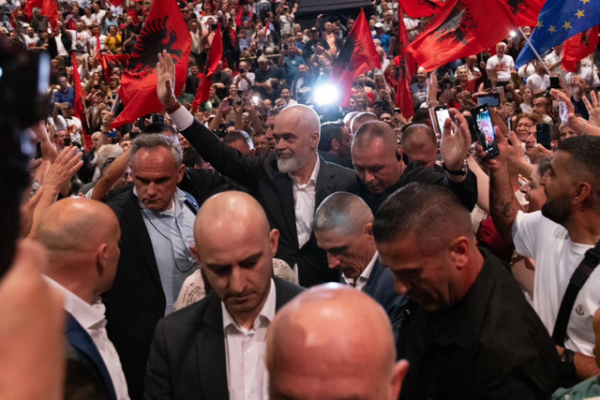 Mediat greke: Rizgjedhja e Edi Ramës, fatkeqsi per ne! Berisha do na jepte detin dhe kishim marreveshje per