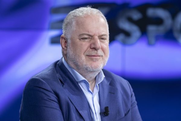 SHBA heq dorë nga Shqiptarët dhe Ballkani? Baton Haxhiu: Deri ne fund te vitit do ndodhe e keqja madhe