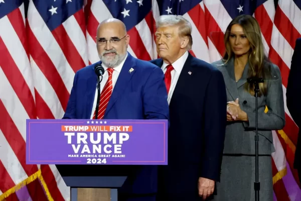 U largua direkt pas zgjedhjeve! Nuk do e b*soni cfarë po bën Cris LaCivita me Donald Trump