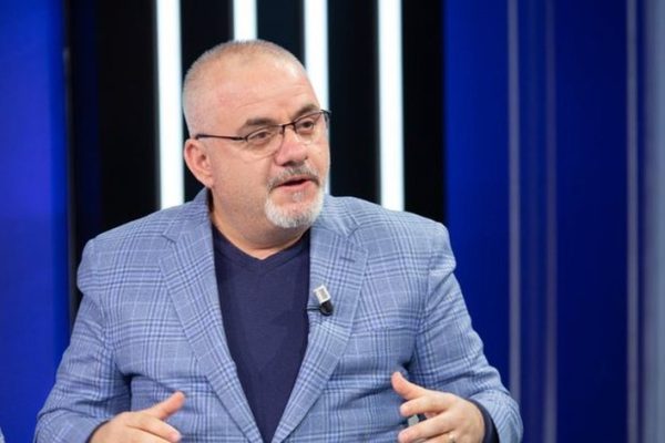 “Nëse nuk reagohet deri në shtator…”, Artan Hoxha: Ja cfare pritet ta shk*terroje Edi Ramën