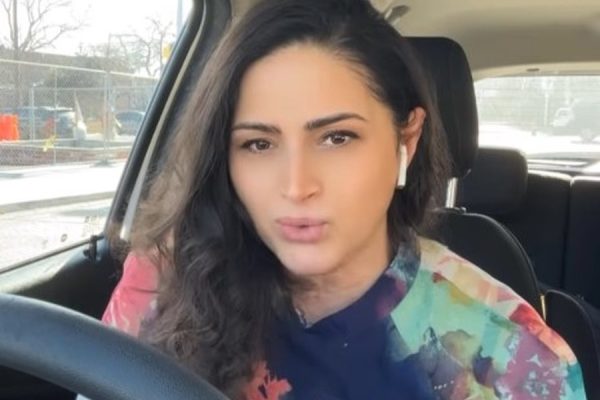 Shqiptarët po v*ajne në SHBA? Gazetarja habit me deklaratën: Qajmë 3 herë në ditë në dush, se dini që këtu na