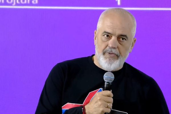 ‘Mos flisni se na q…’ Del mesazhi s*kret i Rames ndaj deputeteve sa mbaroi numerimi i votave