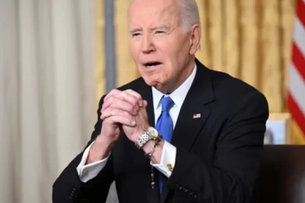 E tr*shte! Flet ish mjeku i Shtëpisë së bardhë: Ja sa pak jetë i ka ngelur Presidentit Biden