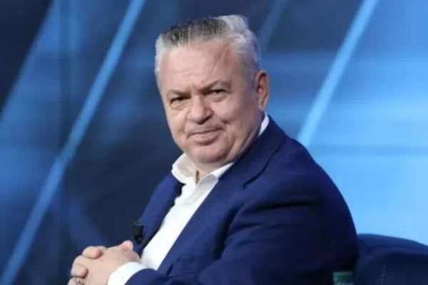 Nis rev*lta ndaj Sali Berishës! Muslim Murrizi tr*ndit themelet: Nuk e im*gjino cfare e pret