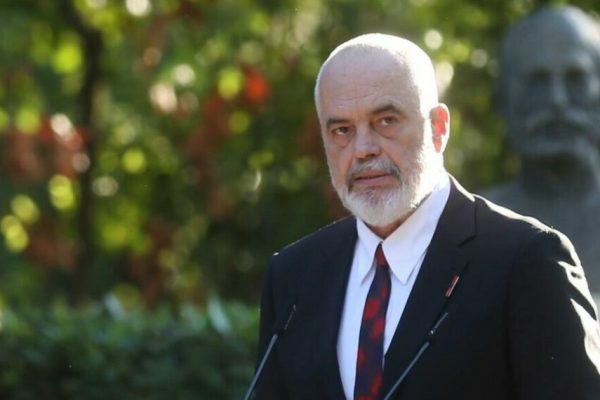 Ish ambasadori ne SHBA zbulon ato që do ndodhin: Amerika do prishe shumë ekuilibra, nuk ka qeveri ne shtator por