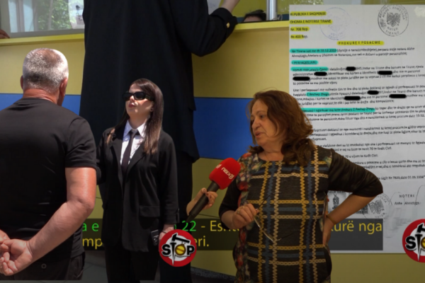 Histori e rende ne Tirane! i vd*kuri ‘ngrihet’ pas 6 vjetësh nga v*rri për të marrë pensionin, ja sa leke mori (Video)