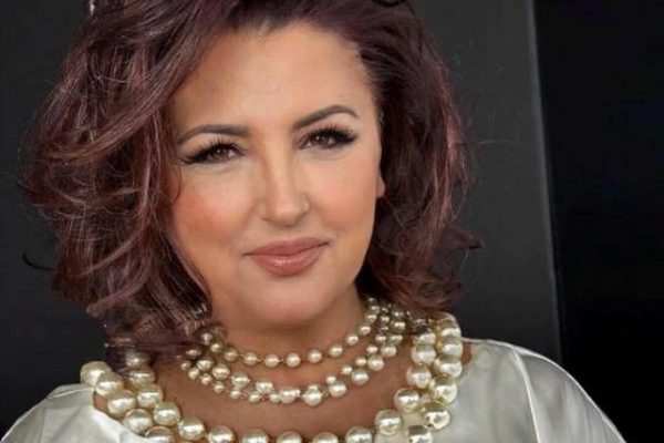 E trishtë! Parashqevi Simaku e p*son sërish nga shqiptarët, ja cfare po ndodh qe askush sguxoi ta bente