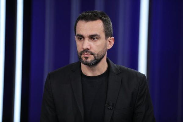 Adriatik Lapaj zbulon skemën: Votoni Gjeneralin por…! Ja si Edi Rama na hoqi 15 mije vota