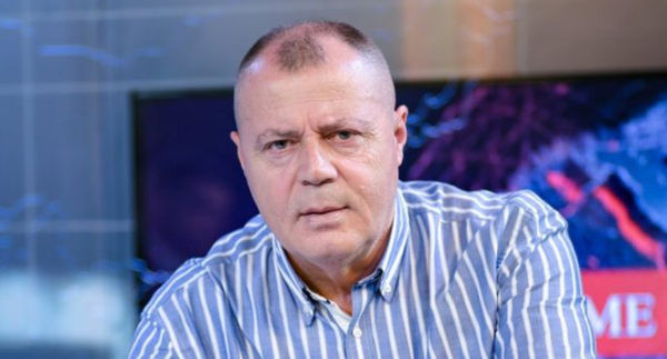 Mustafa Nano: Iranianët po rezultojnë një tigër prej letre. Ja pse doli shteti “bektashi” në Shqipëri