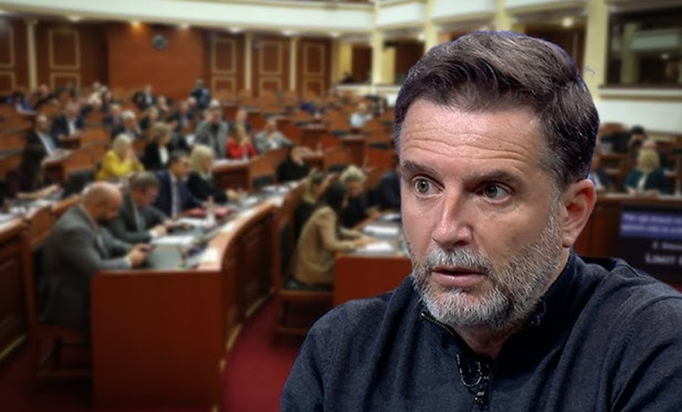 E papritur! Me firmë të Spiropalit, deputeti Erjon Brace kalon ne grupin Parlamentar te Sali Berishes