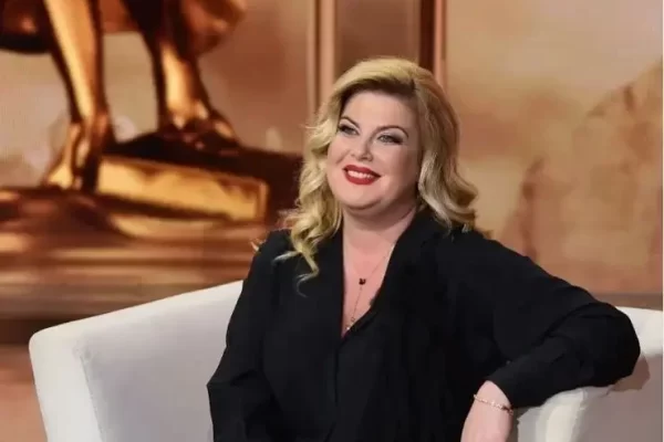 Eni Cobani zbulon të fshehtat e fr*kshme pas ‘Shihemi në Gjyq’