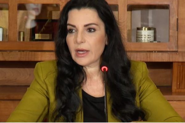 Rama porosit Belindën të firmosë, shkarkohet nga detyra…
