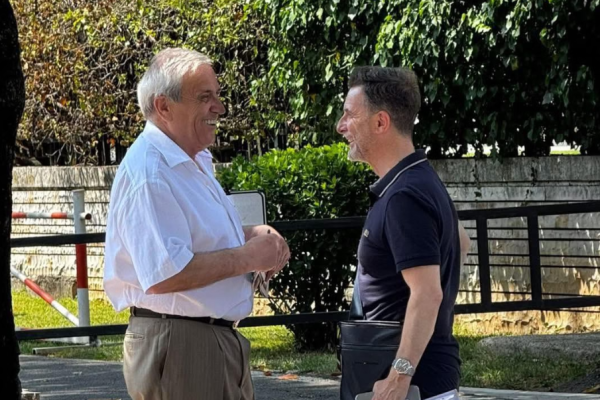 I larguar prej vitesh! Ja cpo ndodh ne jeten e Namik Dokles, socialistit te vjeter