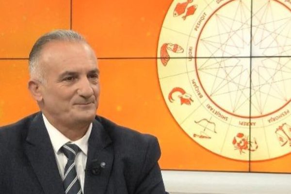 Korriku ‘t*rmet’ NUK FAL! Kujdes, rr*ziqe për këto shenja…/ Horoskopi mujor nga Jorgo Pulla