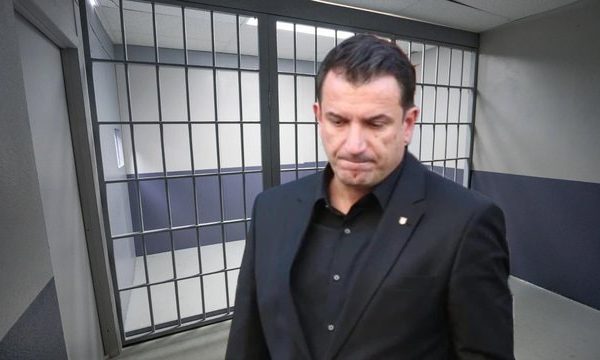 Lali Eri ‘hap kasafortën’! Ja g*ditja e madhe ndaj Edi Ramës – kush është miku i ngushtë që do arr*stohet