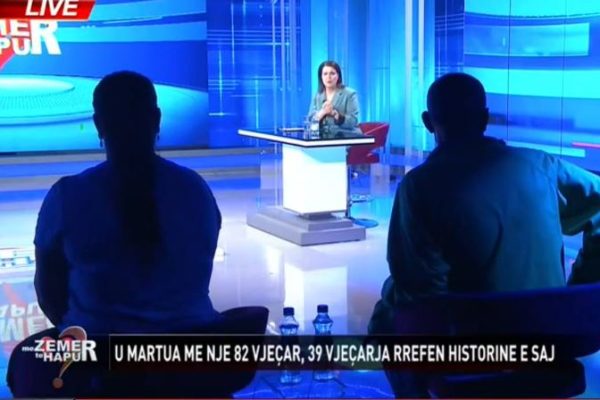 Historia tr*nditëse e 39-vjeçares që u martua me 80 vjeçarin ne NEWS 24. Më solli dashnoren, i zbulova kur