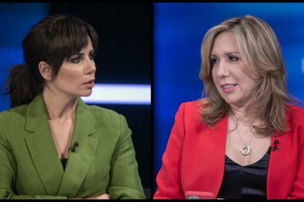 Evi Kokalari : Grida Duma është njëlloj si modelja qe i shkoi ne takim special Laert Haxhiut, ajo ne b*rg tregoi pak…(Foto)