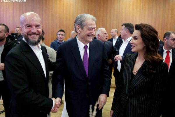 “Shqiptarët e jugut janë dele” – Alfred Lela: Rama do rrezohet, ja cfare do i ndodhe nga katoliket e veriut