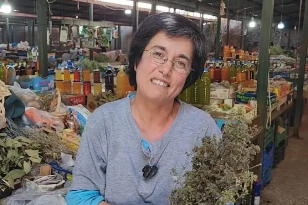 U bë e famshme me Muçin! Bardhës nga Saranda i ndryshon jeta, ja cfare po i ndodh pas famës (Video)