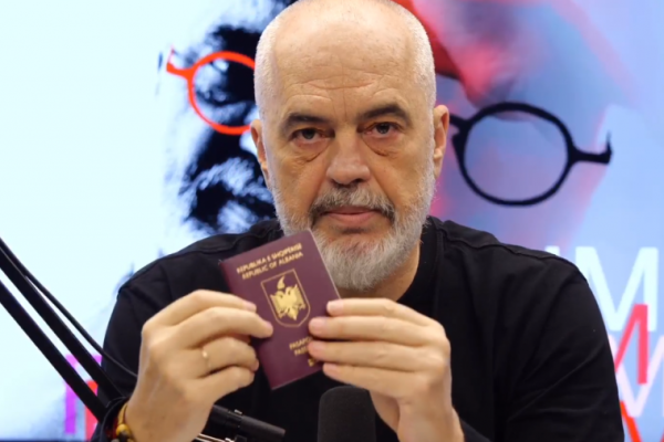 Lajmi i fundit! Nga Tetori ndryshojne rregullat për të udhëtuar ne BE! Ja cdo u ndodhe në dogana
