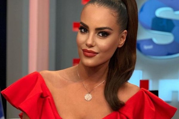 Lulja ime u rrit! Vajza e Hygerta Sakos feston Maturen, bukuria e saj cmend ndjekesit (Foto)