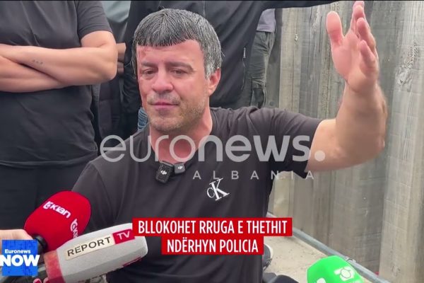 Banori i Thethit shp*rthen në lot: Vetëm të vd8s më ka mbetur, toka ime ne shekuj, ja si na m8shtruan (Video)