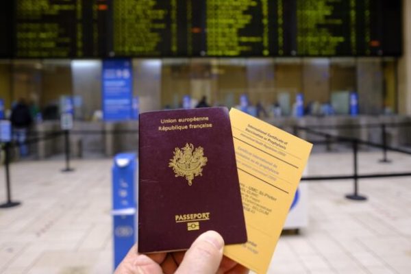 Pasaportat më të fuqishme në botë për vitin 2025, zbuloni në çfarë vendi renditet Shqipëria