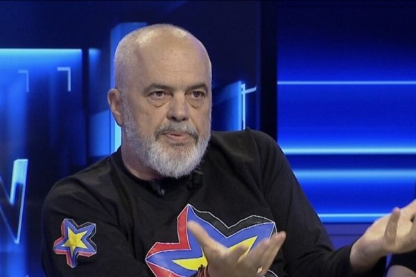 Befason Nikoll Lesi: Lideri i PS është vetëm Rama! Nano ka qenë …