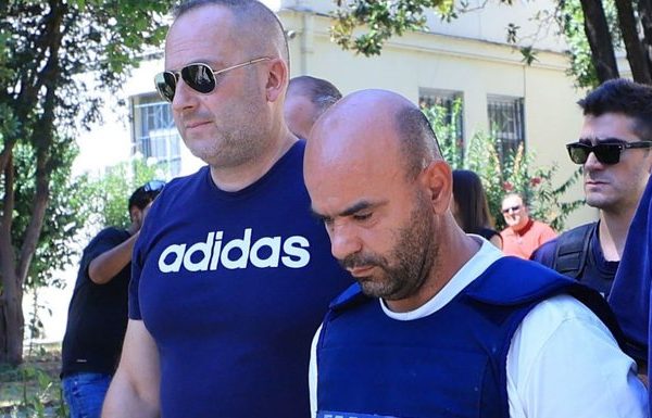 Vr*u me th*ke gruan, ja pyetja tr*nditëse që Pandeli Nakoleci i bëri të bijës në sallën e gjyqit