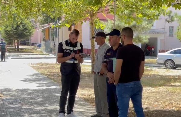 8 muaj i vd*kur në shtepi! As vëllai, as fëmijët nuk pyeten për të! Historia e trishte e 60 vjecarit ne Korce
