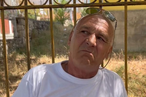 Njerezit dhe shteti e lane te vd*ste! 8 muaj i dek*mpozuar, miku i 60 vjecarit ne Korce zbulon cfare i kishte ndodhur me familjen