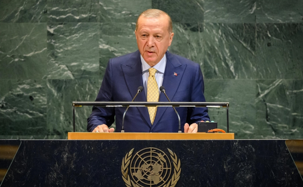 Erdoganit i ndodh e papritura ne OKB teksa fliste për