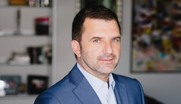 Analiza e forte! Andi Bushati: Kush jane Bijtë b*stardë të regjimit që rrëzuan Veliajn