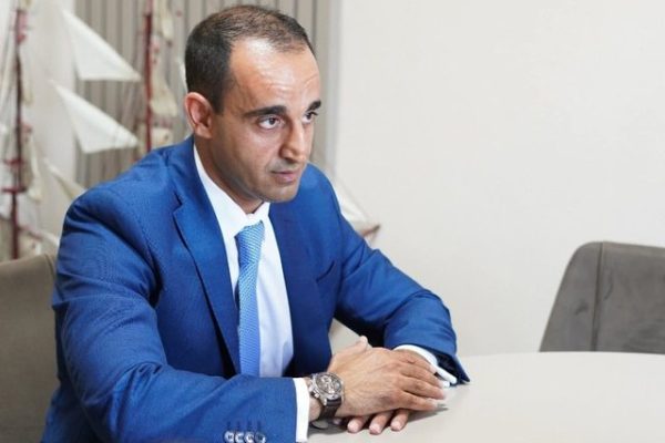 Ambasadori Palestinez tr*ndit ne mes te Tiranes! Shqiperia na trishtoi, ja cfare ka bërë ndaj nesh keto dite