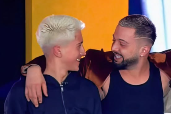 Gazetarja i bën pyetjen e t urpshme ish-banorit pas v arrimit të vëllait të Gjestit: Si e kishte…(Video)