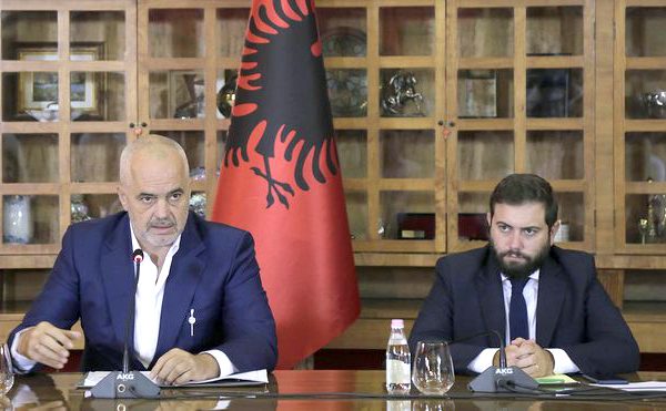 U largua me urgjence nga Shqiperia! Cfarë sekretesh Endri Fuga mori me vete për Edi Ramën, presionet e kryeministrit dhe ndikimi i