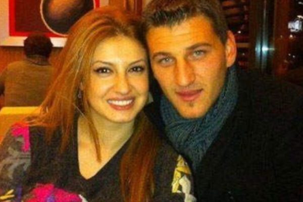 Dh mbje pa fund: Vd kja e gruas së Alban Hoxhës- Prinderit e saj ne lot zbulojne te keqen e madhe qe u ka ndodhur pas 11 vitesh