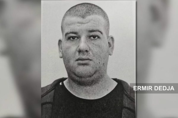 “Ishalla vr*s dike shpejt, se po m’del vetja nga qejfi”, Ermir Dedja lutej në Zot për të kryer vr*sje: Ta nisim vitin mbarë, o Allah!