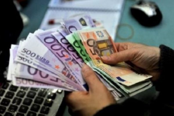 Lum si ju qe i keni! Vjen pas shume kohe te gjate lajmi ME I FORTE per euro