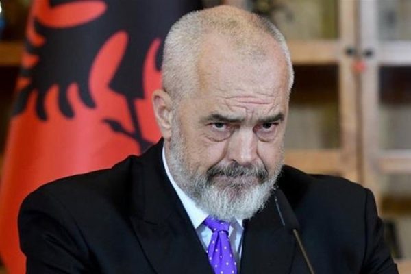 E fundit! Qeveria nuk gjen qetësi, tjeter largim i bujshem, ja levizjet e Kryemistrit Rama